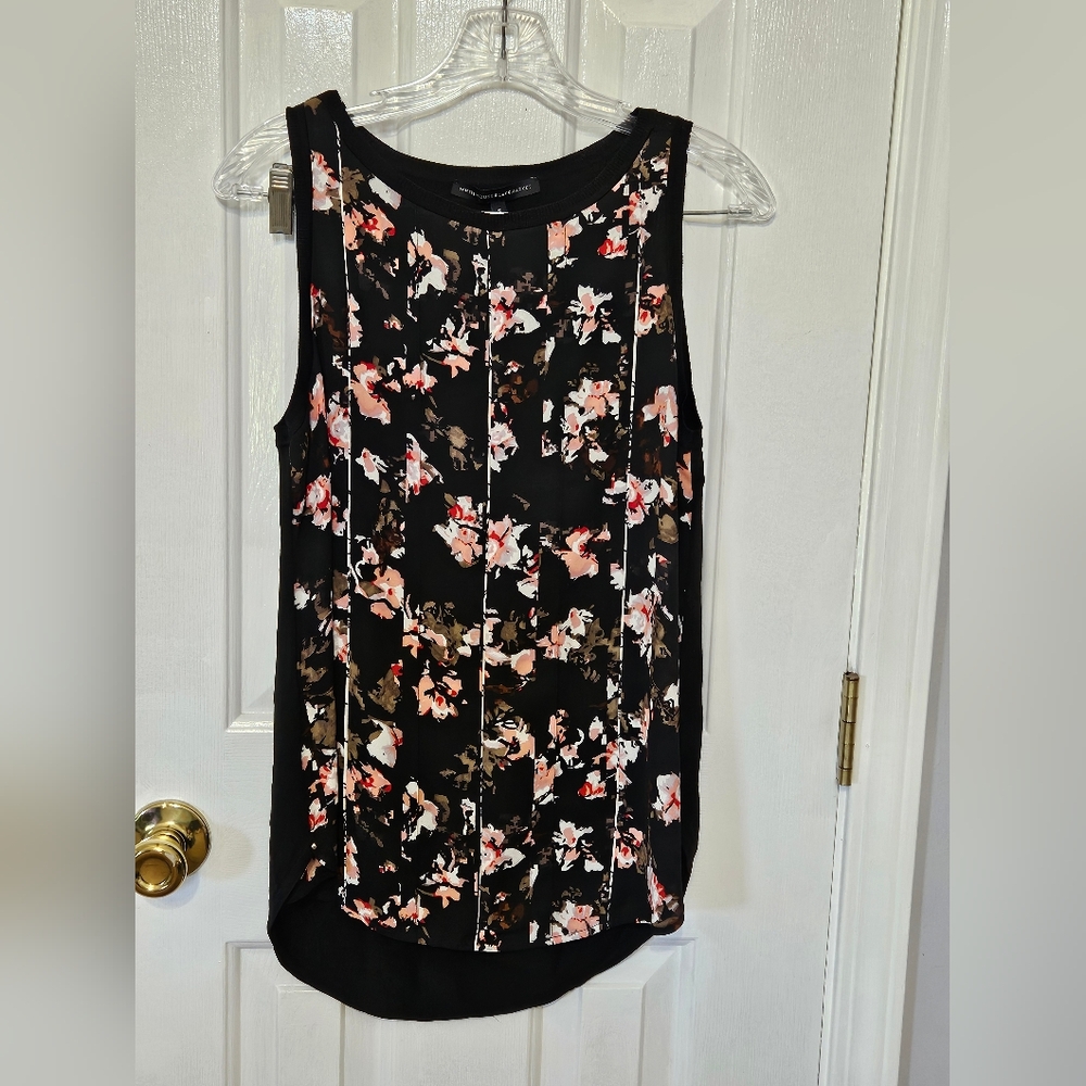 White House Black Market Black and Pink Pleated Sleeveless Tank Top Small